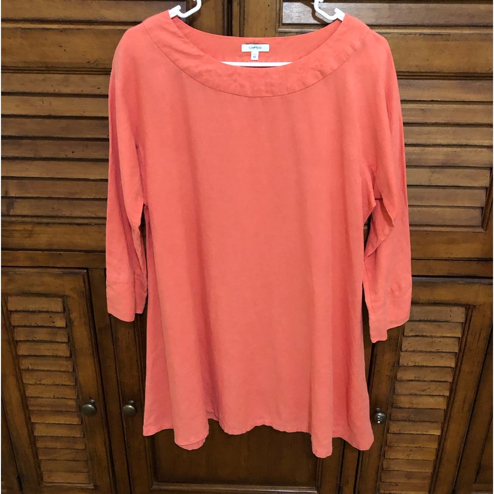 tyler boe Women’s Salmon-Colored Tunic Top with Scoop Neck - Size Medium